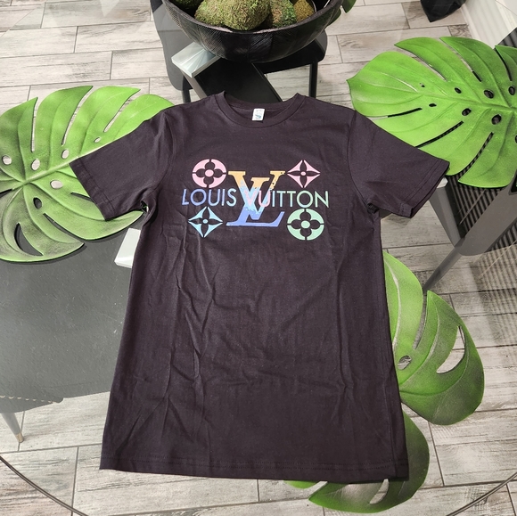 Designer Junky Graphic Tee - Picture 2 of 9